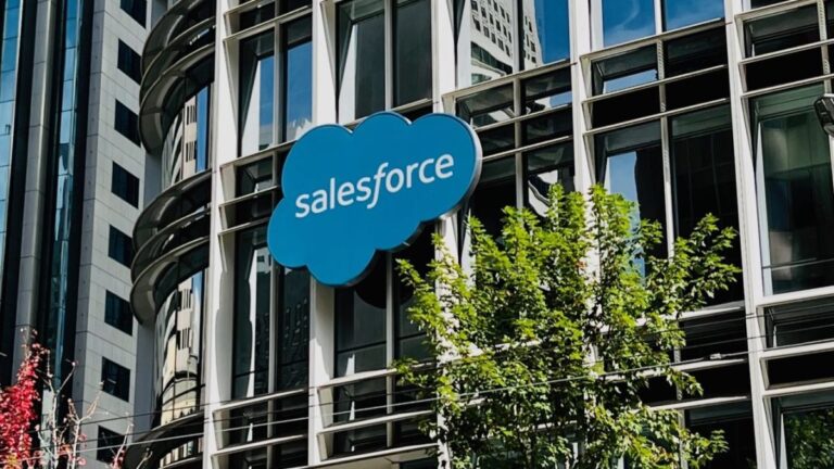 Salesforce logo e1672835031758