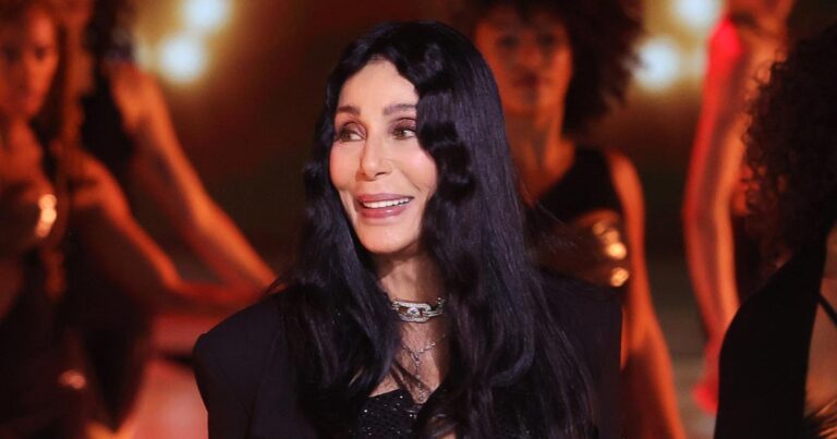 Cher performs during the 2024 Victoria s Secret Fashion Show 6882