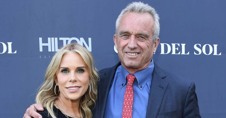 Cheryl Hines Reveals Secrets to RFK Jr Marriage Dealing With Rumors 01 2024