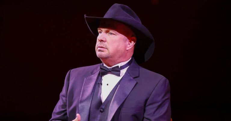 Garth Brooks Breaks Silence on Sexual Assault and Battery Allegations 079