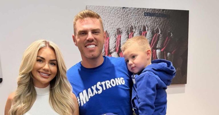 Freddie Freeman and His Sons at Dodger Parade feature