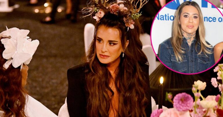 Kyle Richards Intentionally Omits Morgan Wade s Name From RHOBH Season 14 Premiere 223