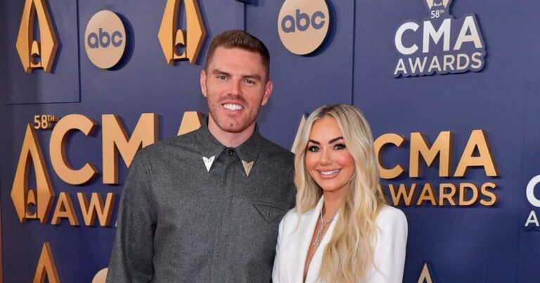 Los Angeles Dodgers Star Freddie Freeman and Wife Chelsea Freeman s Relationship Timeline 382