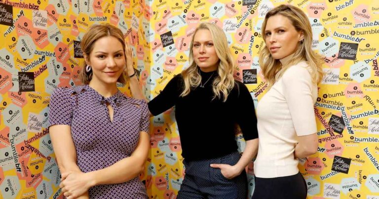 Katharine McPhee Praises Stepdaughters Erin and Sara Foster for Nobody Wants This Success 313