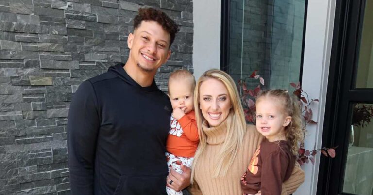 Patrick Mahomes Hopes He and Brittany Are Done Growing for a Little While After 3rd Babys Birth 02.j