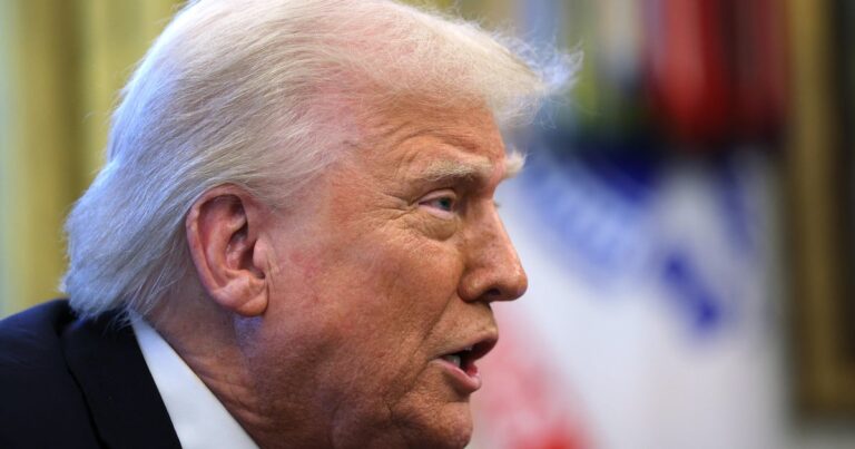 trump 2207070352