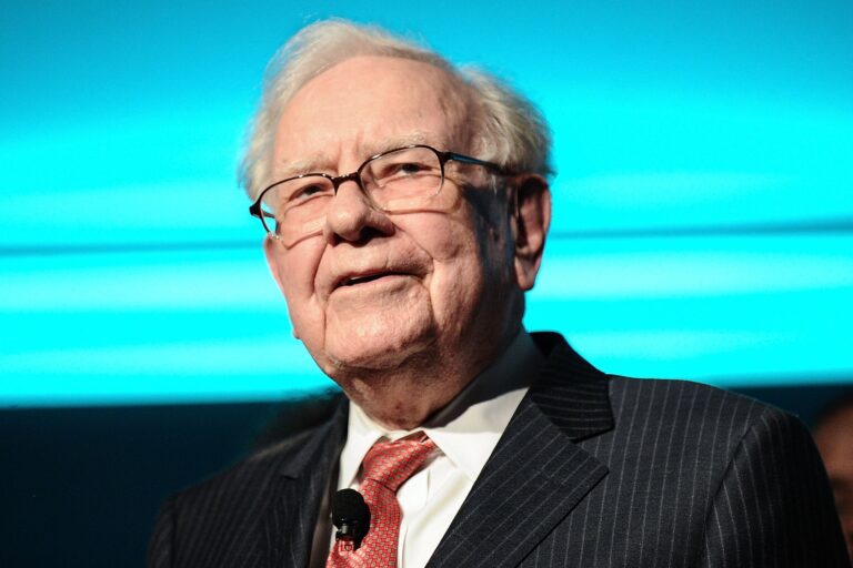 1746301585 warren buffett retirement 849890542